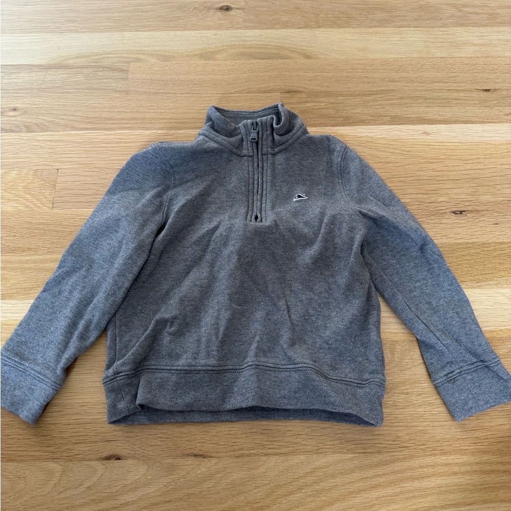 Vineyard Vines half zip grey top with whale logo size 4